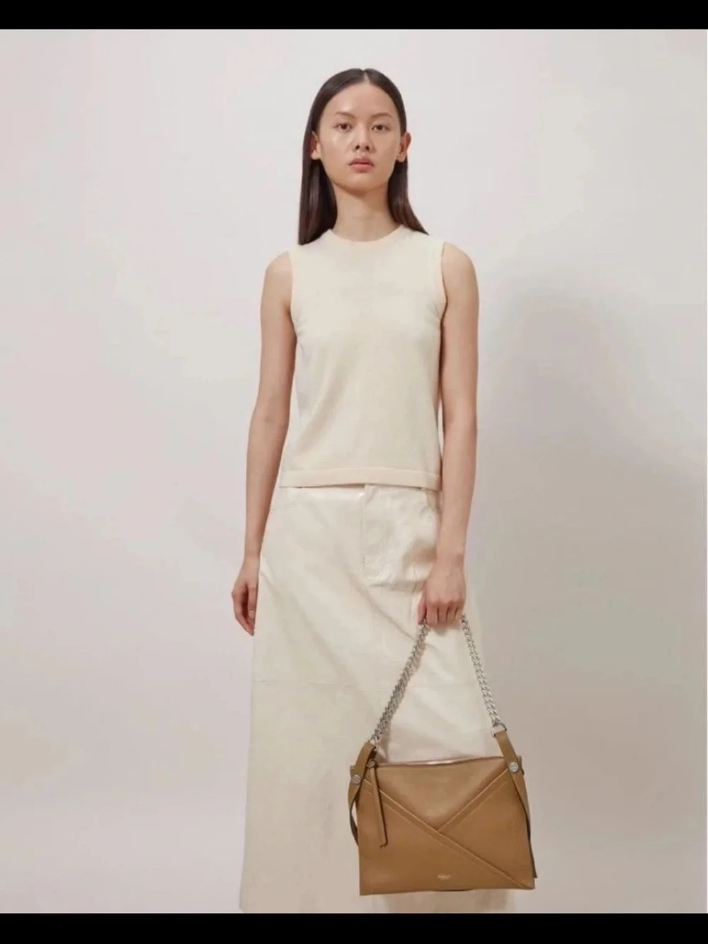 Mulberry Tan Leather Shoulder Bag with Silver Chain
